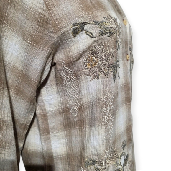 EUC 3J WORKSHOP JOHNNY WAS PLAID BUTTON-DOWN FLORAL EMBROIDERY SZ M - Picture 8 of 10